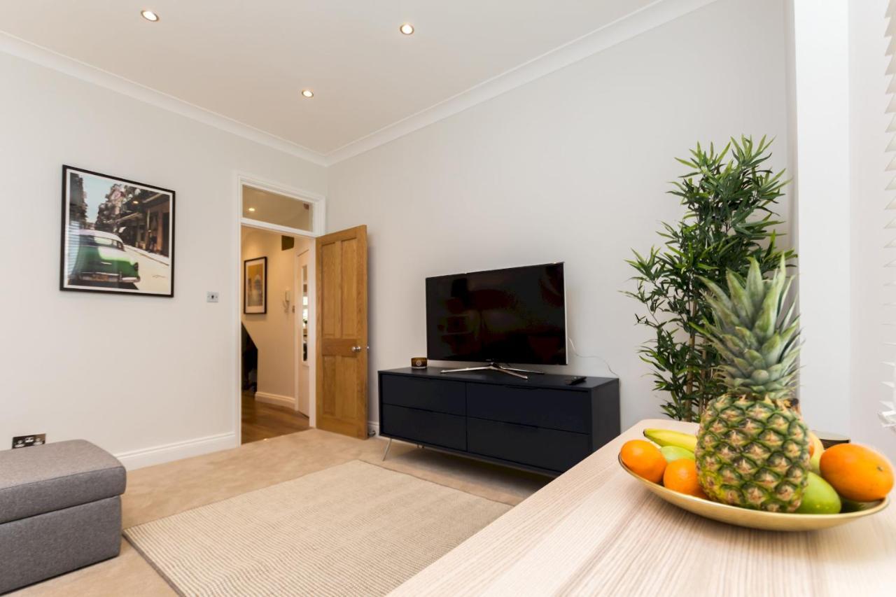 Caledonian - Bright One-bedroom With Private Decked Garden Apartament